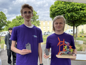 Noé et Benjamin vainqueurs des olympiades académiques et des trophées NSI au niveau nationale !